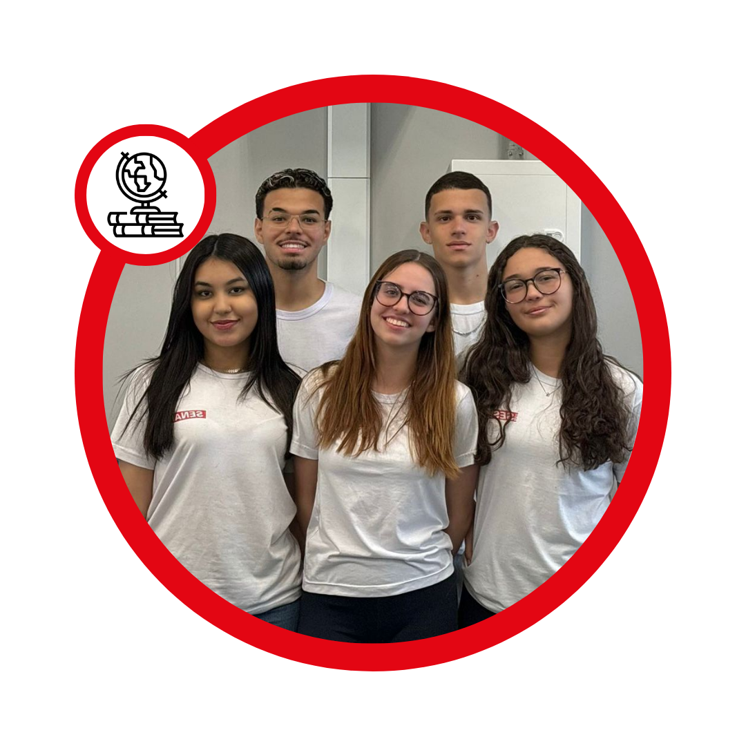 Alunos se formando