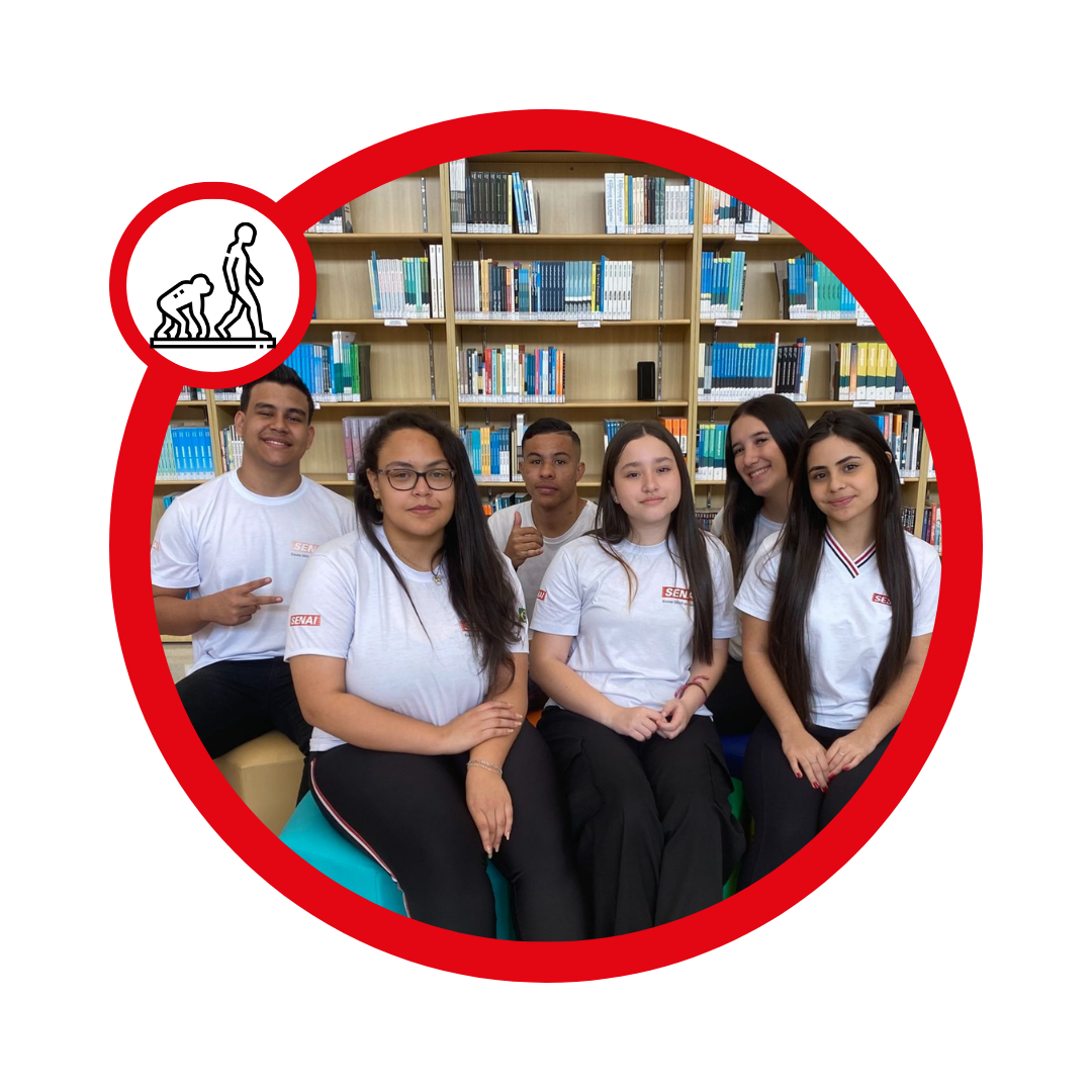 Alunos se formando