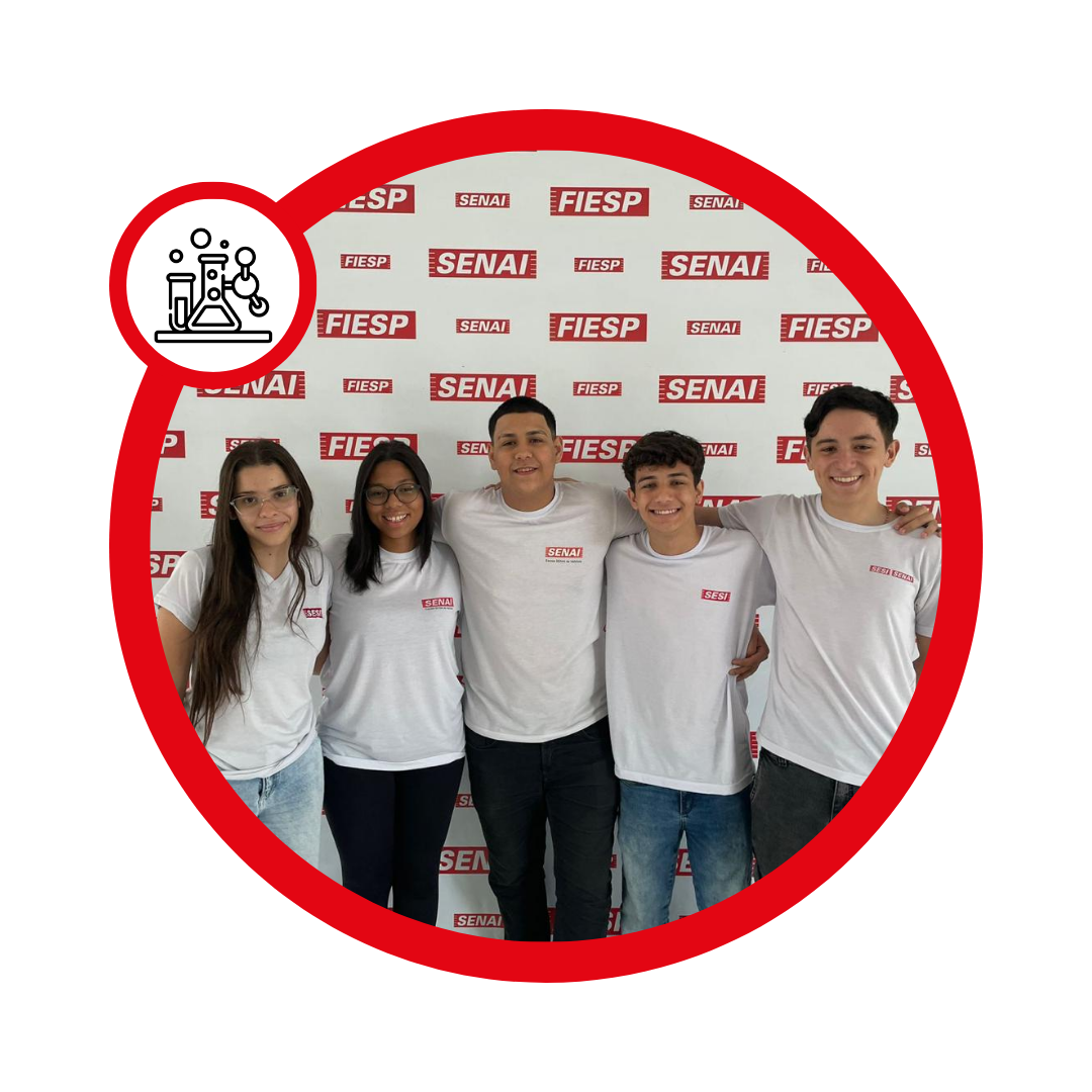 Alunos se formando